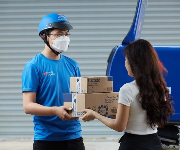 Gỡ rối kinh doanh với giải pháp giao hàng đa kênh