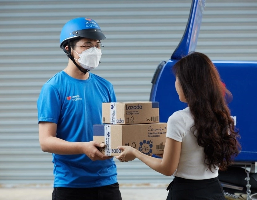 Gỡ rối kinh doanh với giải pháp giao hàng đa kênh